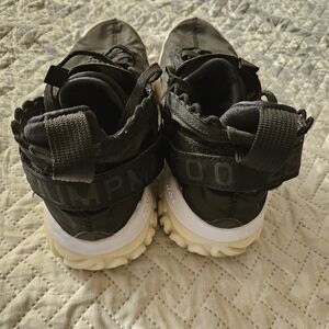 Size 10 - Jordan Proto React Black